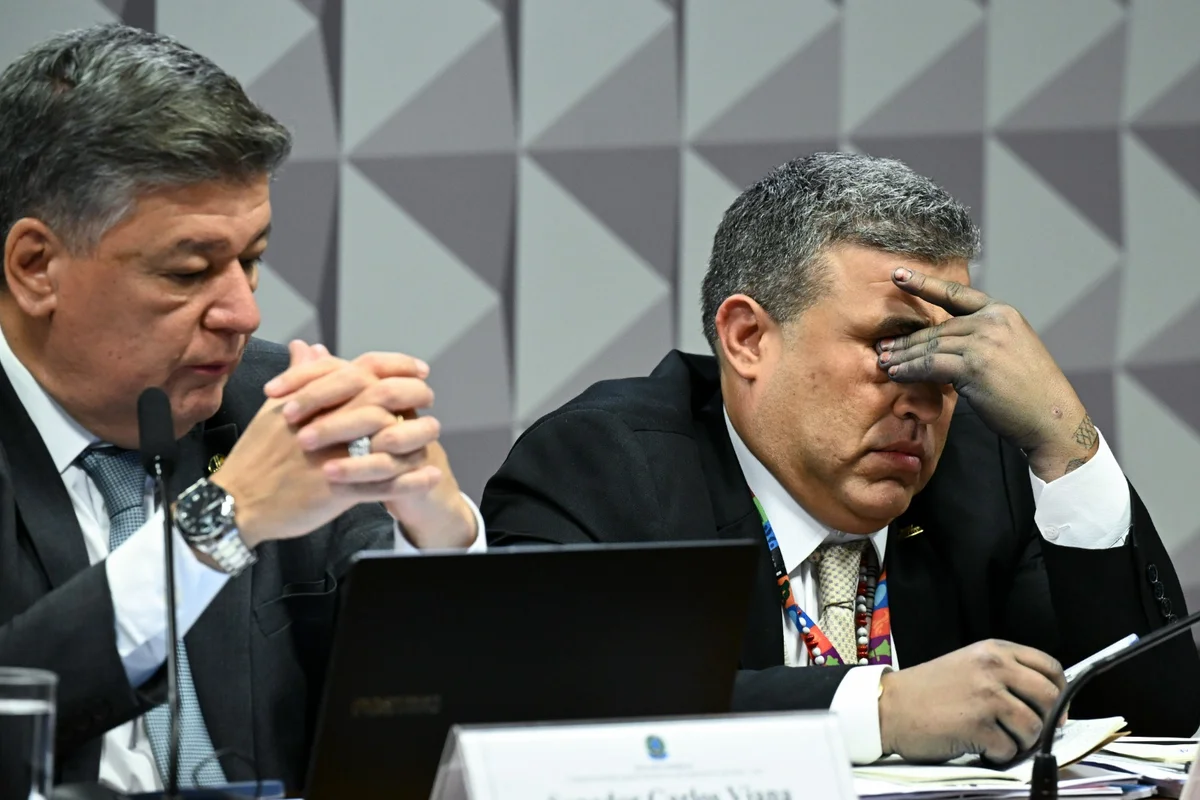 Presidente da Conafer é preso em flagrante na CPMI do INSS e liberado após pagar fiança - 