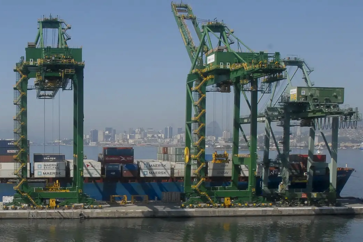 Economia brasileira atinge maior nível da história com alta de 0,4% no PIB; agro e serviços puxam avanço - 