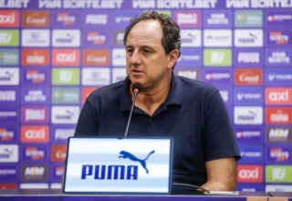 Triunfo do Bahia no Brasileirão: Rogério Ceni valoriza elenco e cutuca Palmeiras por polêmica do gramado - 