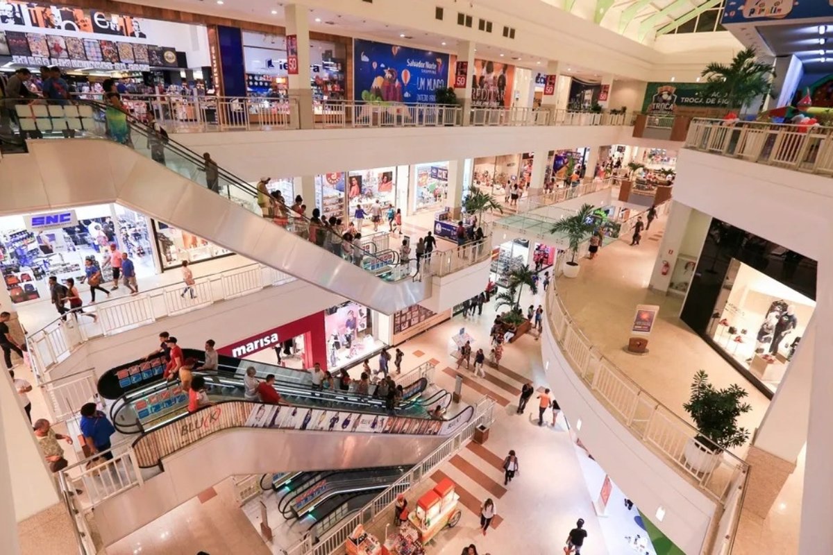 Shoppings de Salvador e RMS abrem mais cedo na Black Friday; veja funcionamento completo - 