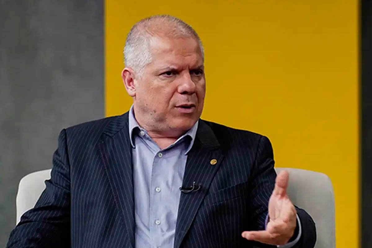 Ministro do STF concede habeas corpus para ex-presidente do INSS ficar em silêncio durante CPI - 