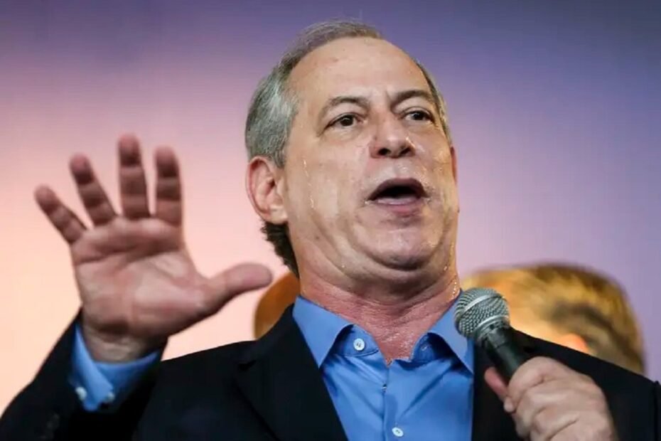 Ciro Gomes deixa o PDT e deve anunciar novo partido na próxima semana - 