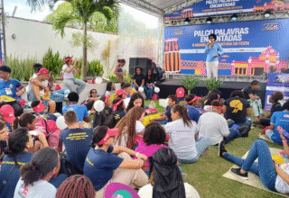 Bahia Literária é destaque na Flica 2025 com foco em leitura, formação de autores e protagonismo estudantil - 