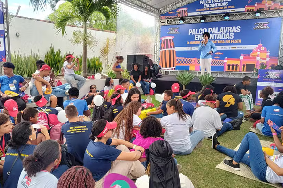 Bahia Literária é destaque na Flica 2025 com foco em leitura, formação de autores e protagonismo estudantil - 