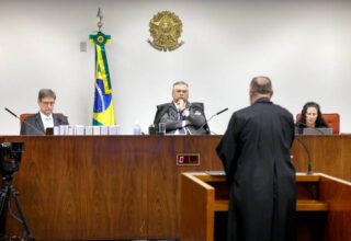 STF retoma julgamento do núcleo 4 da trama golpista nesta terça; grupo é acusado de disseminar desinformação - 