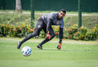 Vitória sofre novo baque: Lucas Arcanjo rompe ligamento e está fora da temporada - 