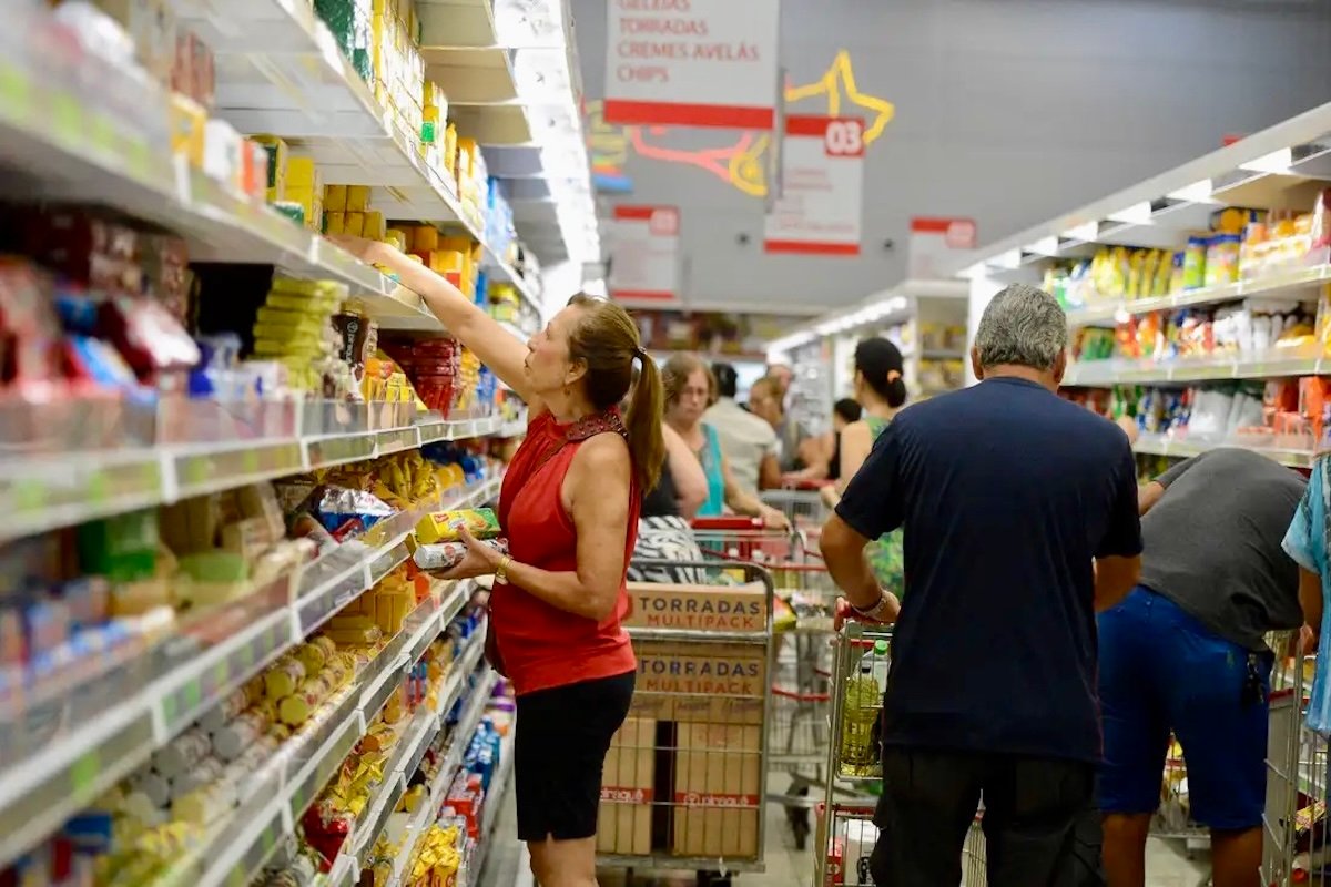 Cesta básica fica mais barata em 22 capitais do Brasil; Salvador tem um dos menores custos do país - 