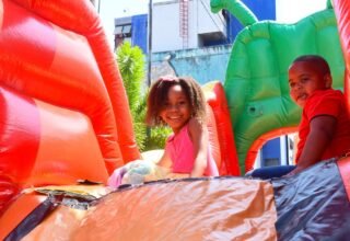 Viver Salvador celebra Dia das Crianças com ruas lotadas e público de todas idades no Comércio - 