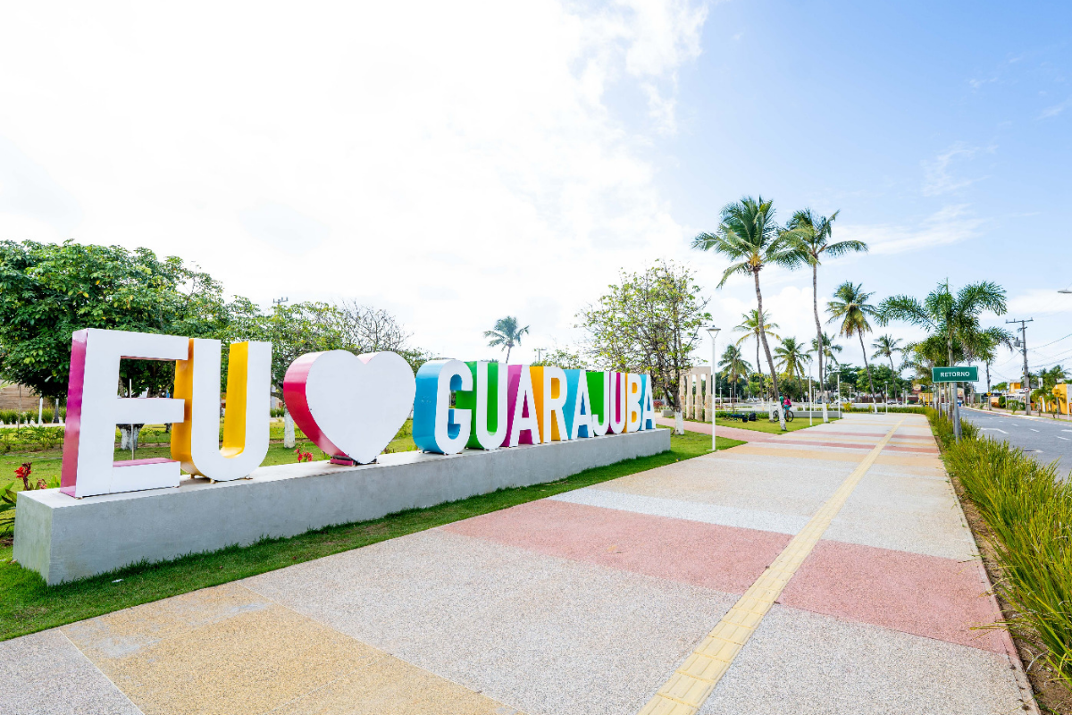 Itacimirim e Guarajuba têm selo Bandeira Azul renovado; entenda o que significa - 