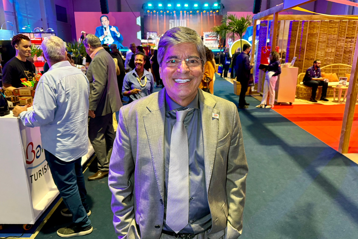 Carlos Falcão celebra sucesso do Summit de Negócios e destaca papel do Business Bahia na conexão entre marcas - 