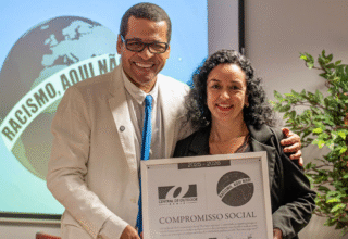 Central de Outdoor da Bahia recebe certificado ‘Racismo Aqui Não’ e reforça compromisso com diversidade e inclusão - 