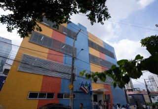 Prefeitura entrega duas novas escolas no Alto das Pombas e e amplia oferta de vagas na rede municipal - 