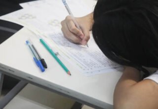 Gabarito extraoficial do segundo dia do Enem 2025 é divulgado; confira - 