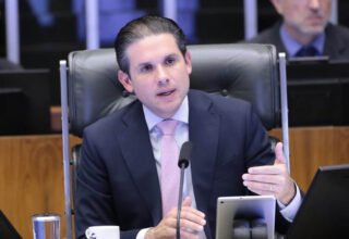 Câmara tenta acordo para votar PL Antifacção enquanto Motta cobra fim da disputa por holofotes - 