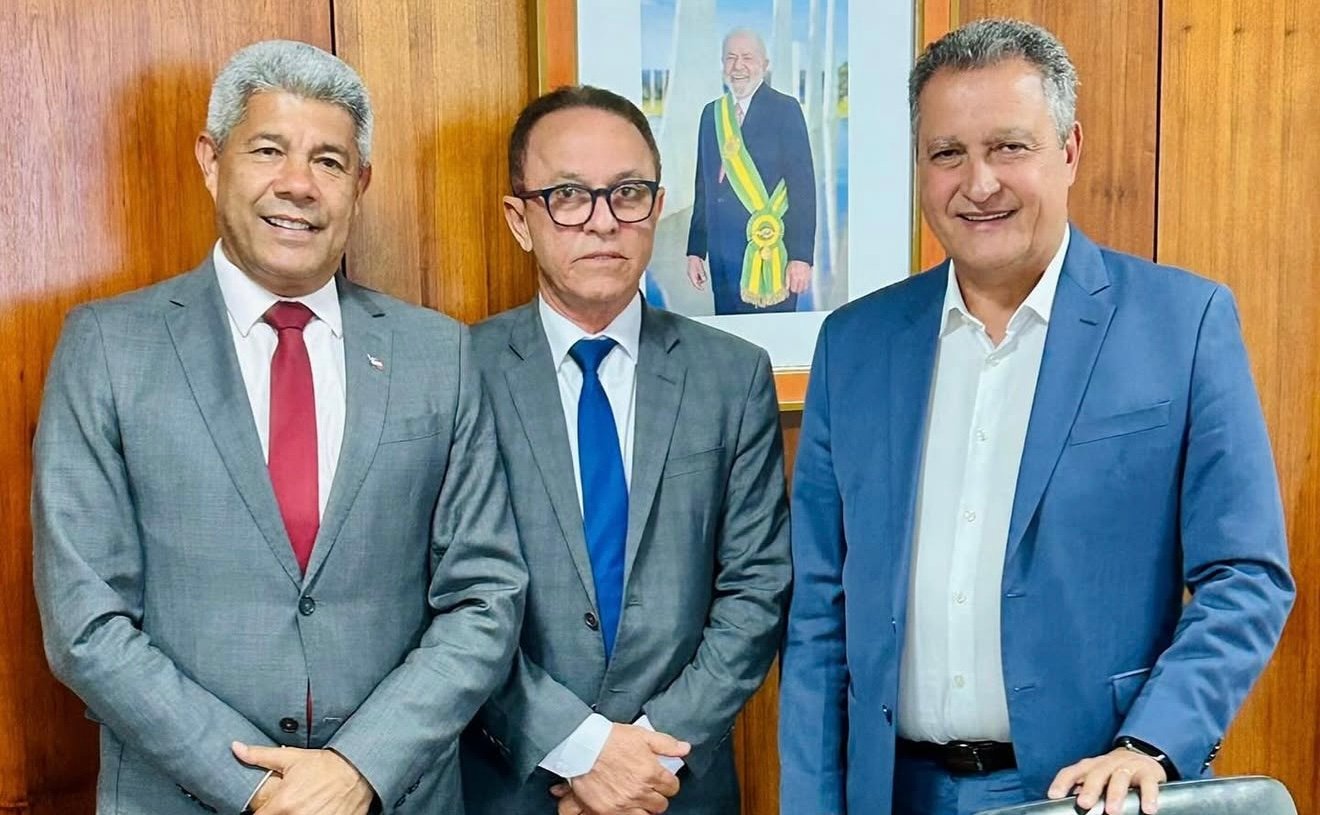 Hildécio Meireles anuncia melhorias urbanas em Cairu para o verão; Festival de Morro de São Paulo acontece entre 5 e 7 de dezembro - 