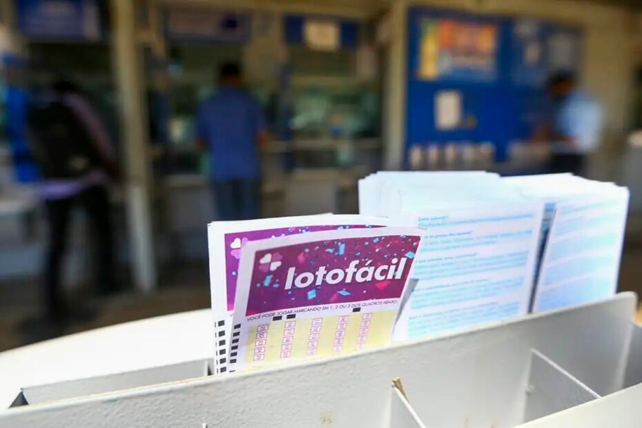 Apostador de Salvador acerta as 15 dezenas da Lotofácil e leva prêmio de R$ 2,3 milhões - 