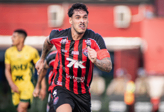 Vitória vence o Mirassol no Barradão, sobe para 15º e respira na luta contra o rebaixamento - 