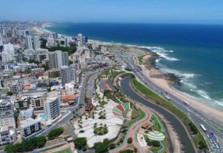 Mercado imobiliário de Salvador muda de rumo: veja os bairros que explodiram em procura e os que ficaram para trás - 