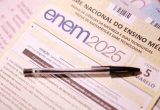 Enem 2025: operação da polícia federal apura suspeita de fraude após anulação de questões - 