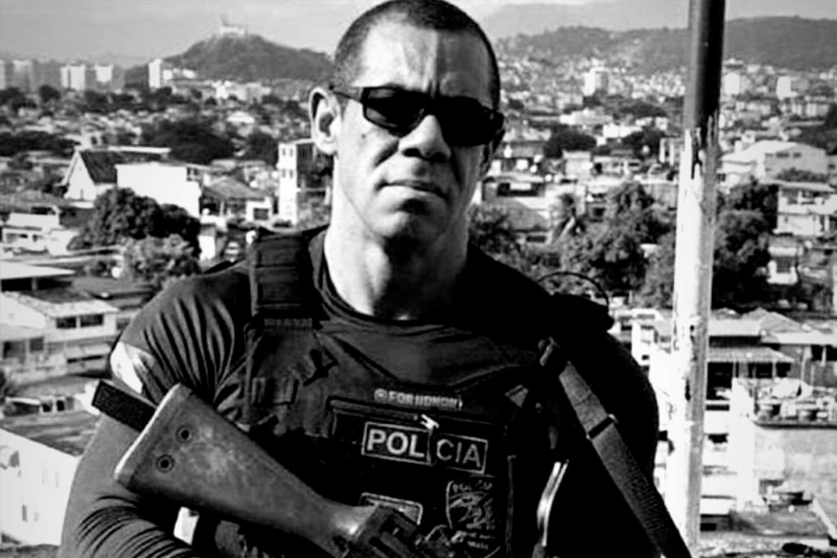 Sobe para cinco número de policiais mortos durante Operação Contenção no Rio - 
