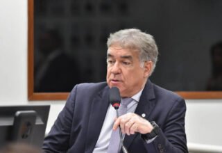 Zé Neto critica estratégia da oposição na AL-BA e diz que pesquisa ‘representa muito pouco’ em ano ímpar - 