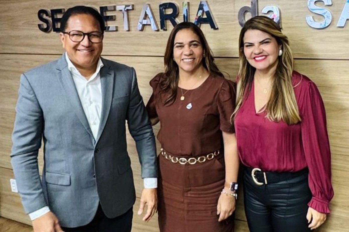 Ação itinerante leva rastreamento do câncer de mama a Itabuna após articulação de Andrea Castro - 