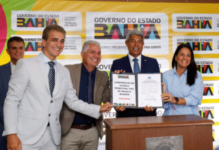 Governo firma R$ 8 milhões em convênios com 14 municípios para construção de escolas - 