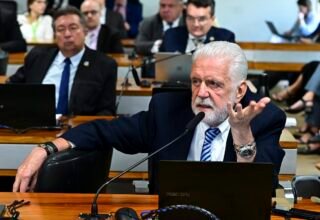 Jaques Wagner ganha destaque em disputa pelo comando da CPI do Crime Organizado no Senado - 