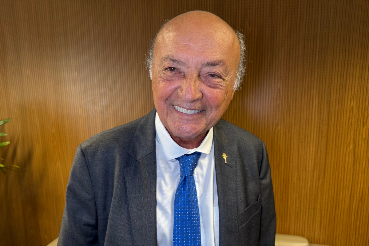 ‘Ruy Barbosa é o antídoto moral que o nosso tempo ainda precisa’, diz Joaci Góes ao receber medalha no TJ-BA - 