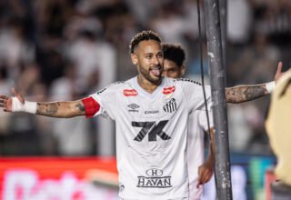 Neymar brilha, Santos goleia o Sport e deixa a zona de rebaixamento na reta final do Brasileirão - 