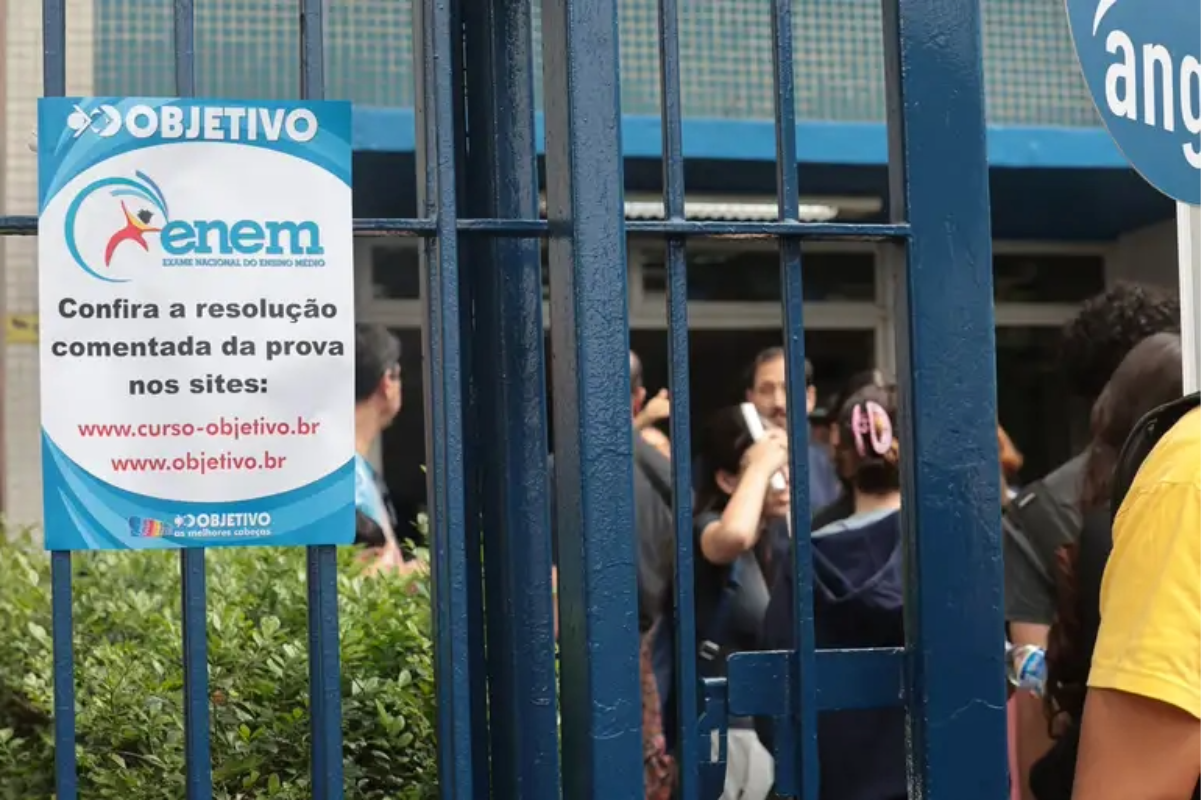 Gabarito do 2º dia do Enem 2025 é divulgado antecipadamente após anulação de três questões - 