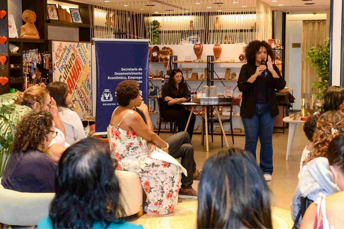 Maratona Empreendedora realiza edição especial no Festival Salvador Capital Afro com foco em comunicação e identidade visual - 