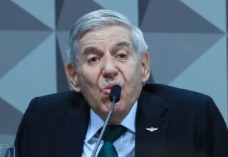 Perícia médica de Augusto Heleno será realizada nesta sexta e deve orientar decisão do STF sobre prisão domiciliar - 