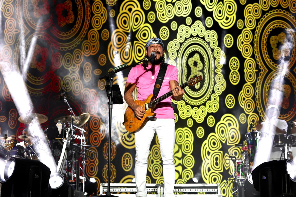 Festival Virada Salvador reúne multidão em penúltimo dia e mistura ritmos com Olodum, Alok, Bell Marques e mais - 