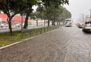 Inmet emite alertas vermelho, laranja e amarelo para mais de 200 municípios baianos; confira lista - 