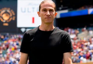 A poucos dias do fim do contrato, Flamengo discute termos para renovar com Filipe Luís - 