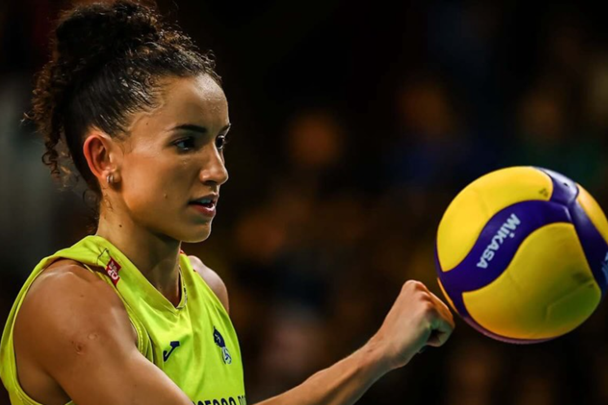 Gabi Guimarães é eleita a 2ª melhor jogadora de vôlei do mundo em 2025 - 