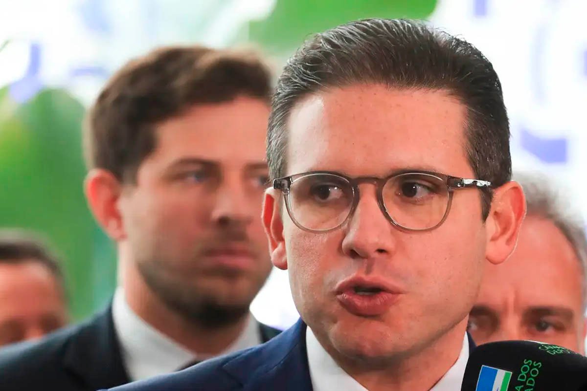 Quaest: 55% dos deputados avaliam Hugo Motta positivamente e 13% de forma negativa - 