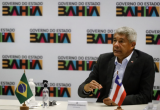Jerônimo faz 23º pedido de empréstimo, soma R$ 26,7 bilhões solicitados e oposição alerta para impacto no orçamento - 