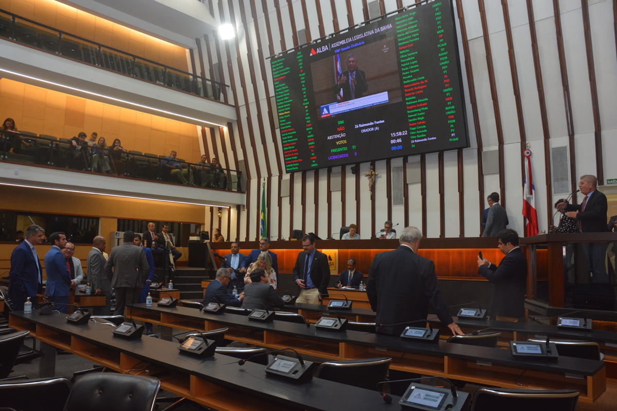 AL-BA aprova urgência para empréstimo de R$ 720 milhões solicitado por Jerônimo - 