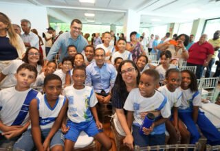Prefeitura renova acordo do Salvador Social Clube e amplia oferta de vagas para alunos da rede municipal - 