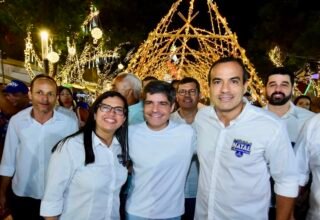 ACM Neto assegura que escolha de Flávio Bolsonaro para 2026 não muda articulações da oposição na Bahia - 