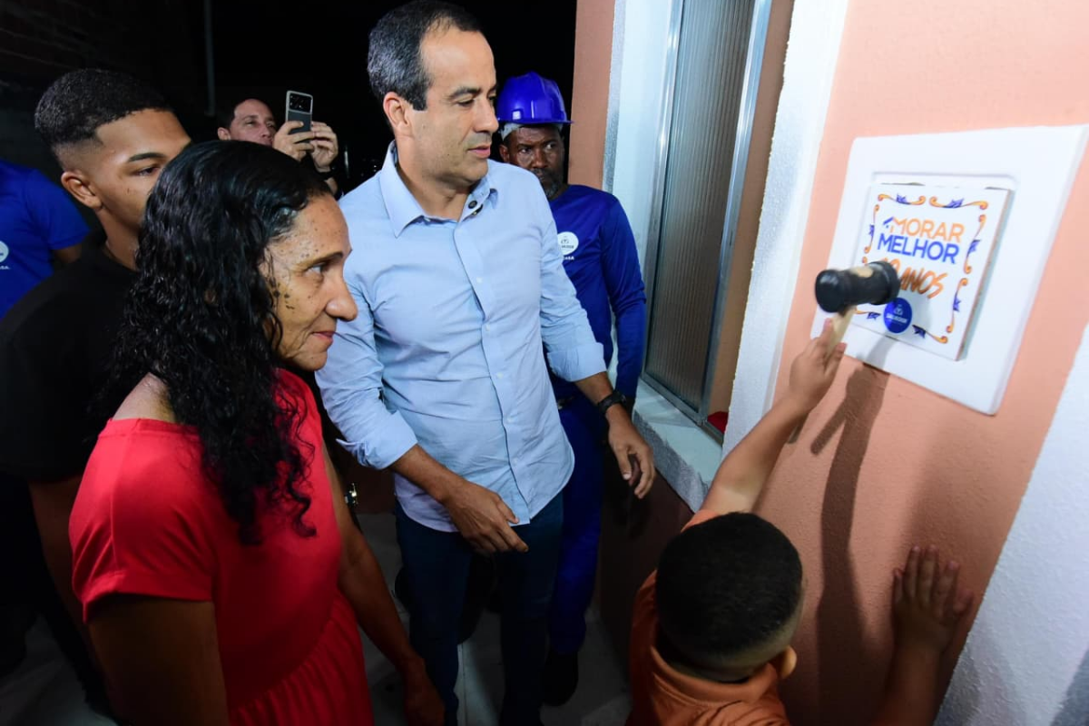 Castelo Branco recebe mais 100 casas reformadas pelo Morar Melhor e bairro soma 1.101 imóveis beneficiados - 