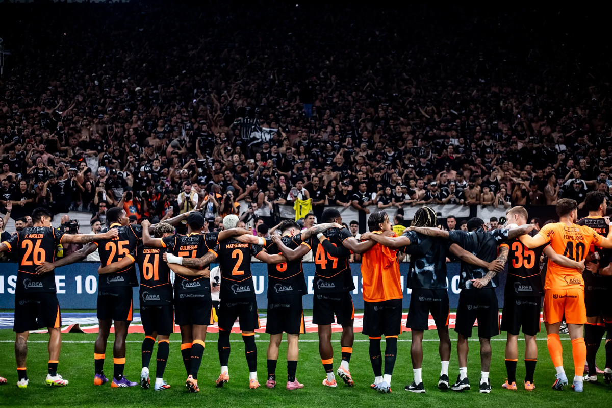 Hugo brilha nos pênaltis, supera Cássio e Corinthians elimina Cruzeiro para chegar à final - 