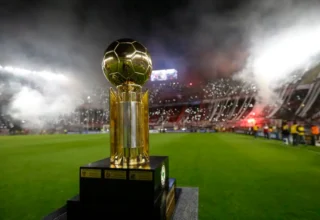 Recopa Sul-Americana 2026: Conmebol define datas e horários dos confrontos entre Flamengo e Lanús - 