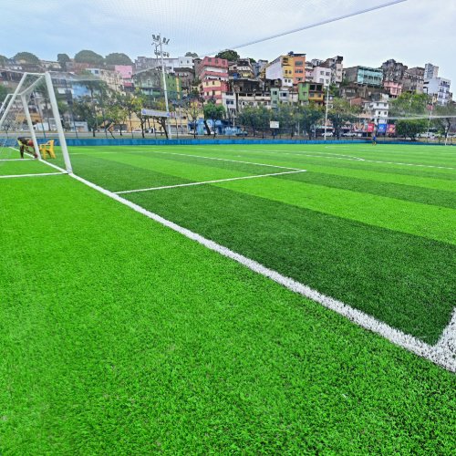 Prefeitura entrega Arena João Mangabeira na véspera de Natal e alcança marca de 92 campos com grama sintética em Salvador