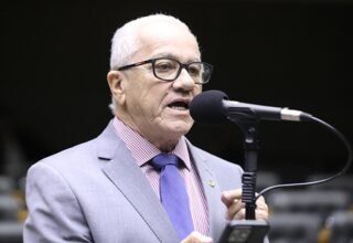 Jerônimo Rodrigues indica Josias Gomes para vaga aberta no TCE-BA após decisão do STF - 