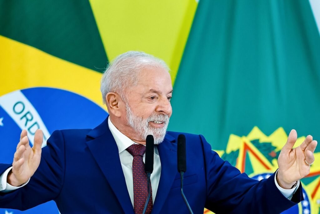 Lula durante coletiva de imprensa