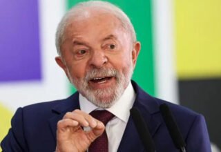 Governo avalia vetar projeto que amplia benefícios a servidores da Câmara e pode driblar teto salarial - 