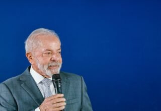 Pesquisa mostra Lula com 50% de desaprovação e 47% de aprovação entre eleitores - 